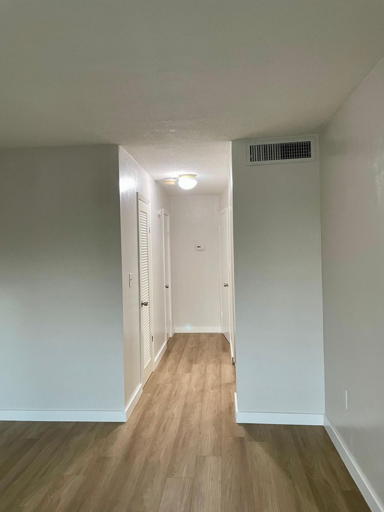 1401 NE 191st Street, Miami, FL 33179 Photo