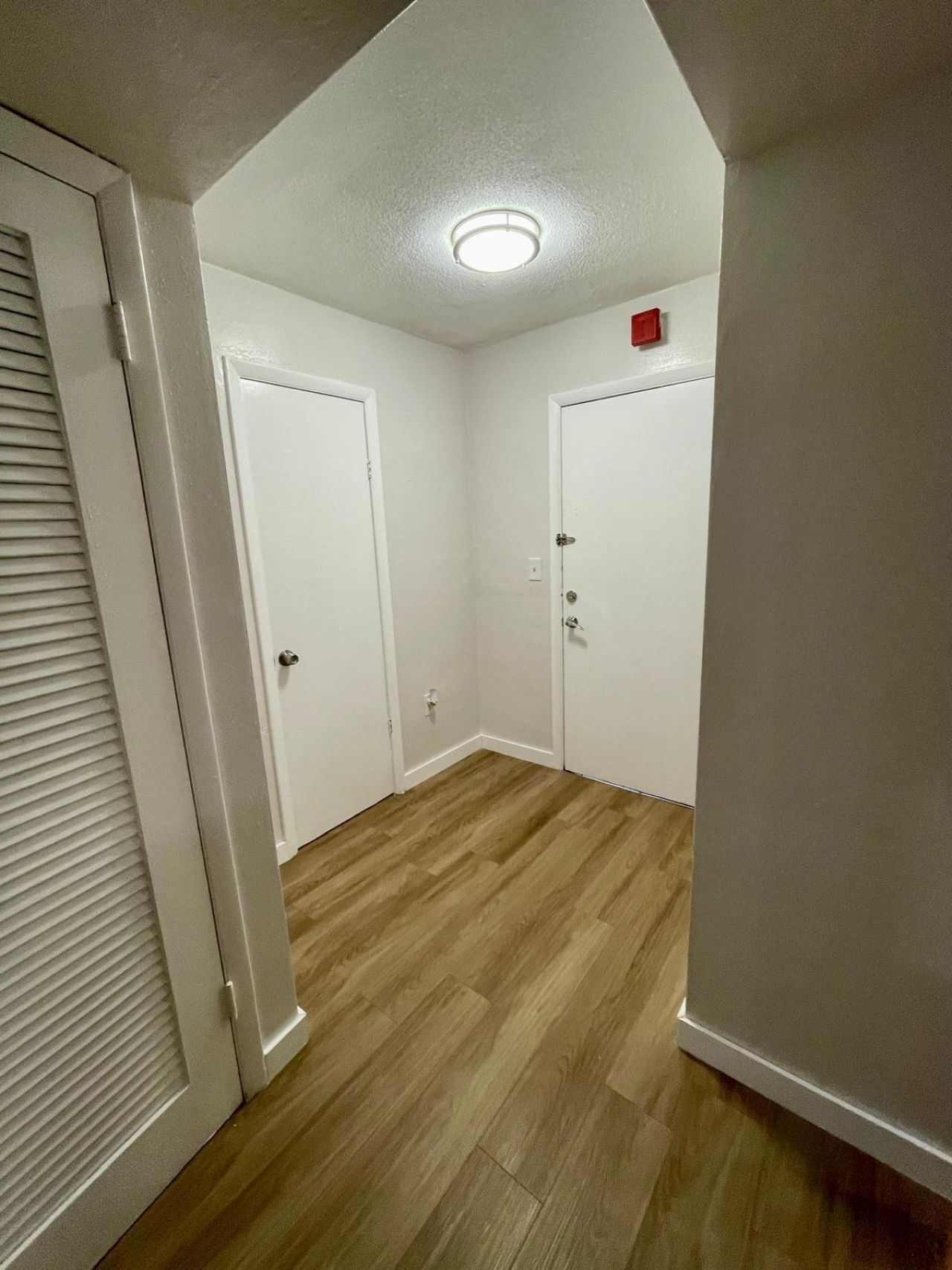 1401 NE 191st Street, Miami, FL 33179 Photo