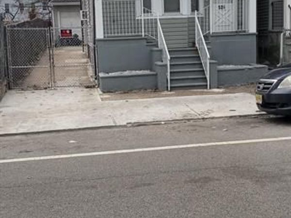 526 14th Avenue, PATERSON, NJ 07504