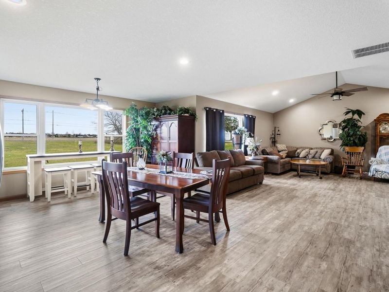 109 Bluegrass Drive, Wapakoneta, OH 45895 Photo 18