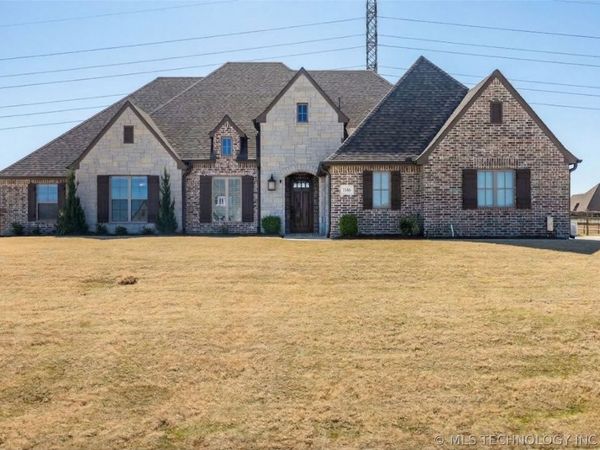 7106 E 89th Street North, Owasso, OK 74073