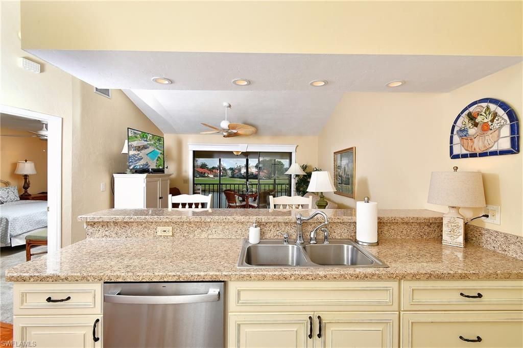 13273 White Marsh Ln, Unit 315, Fort Myers, FL 33912 Photo