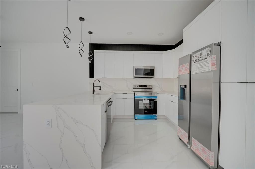 3814 17th St W, Lehigh Acres, FL 33971 Photo