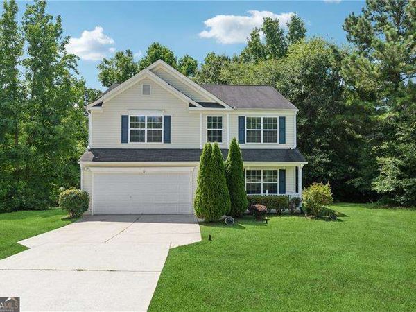 27 Waterbury Way, Douglasville, GA 30134