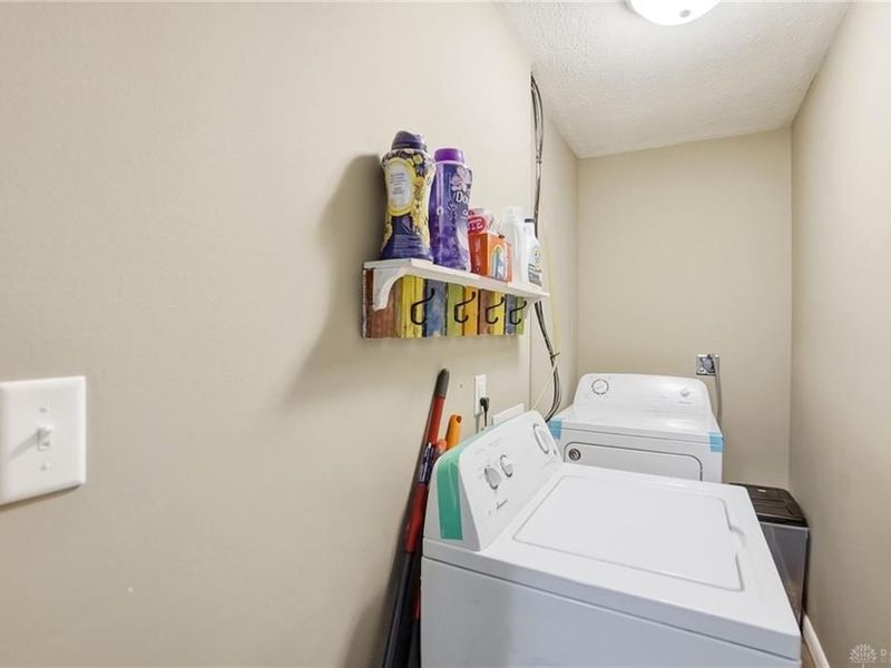 7317 Cosner Drive, Huber Heights, OH 45424 Photo 18