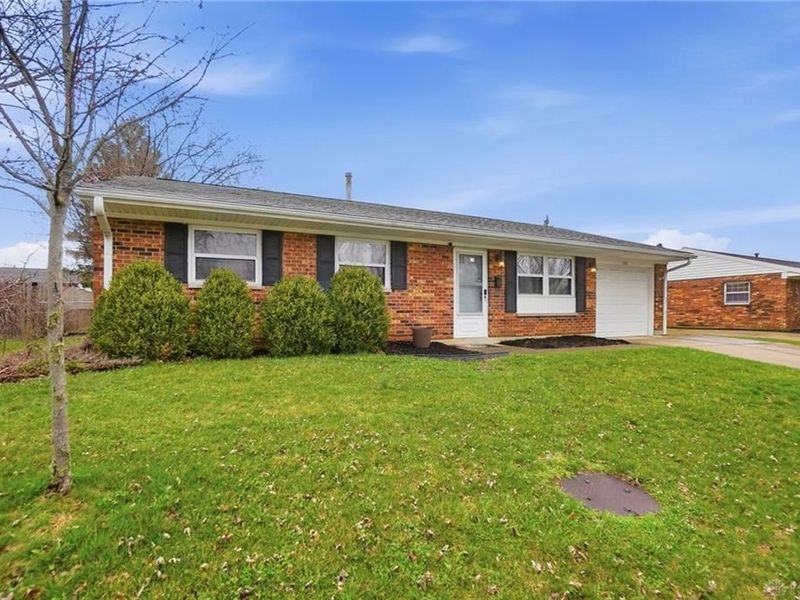 7317 Cosner Drive, Huber Heights, OH 45424 Photo 5