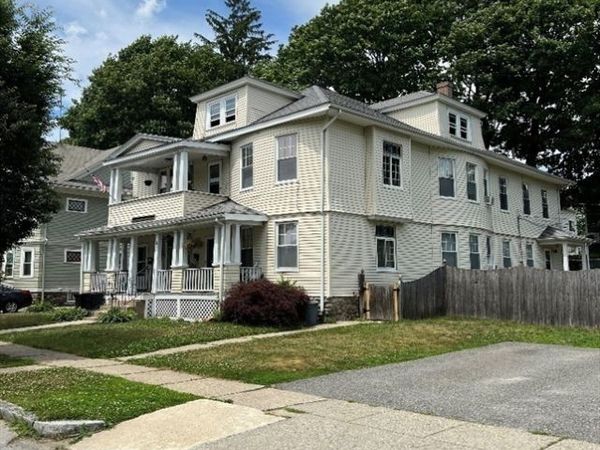 4 Hartshorn, Worcester, MA 01602