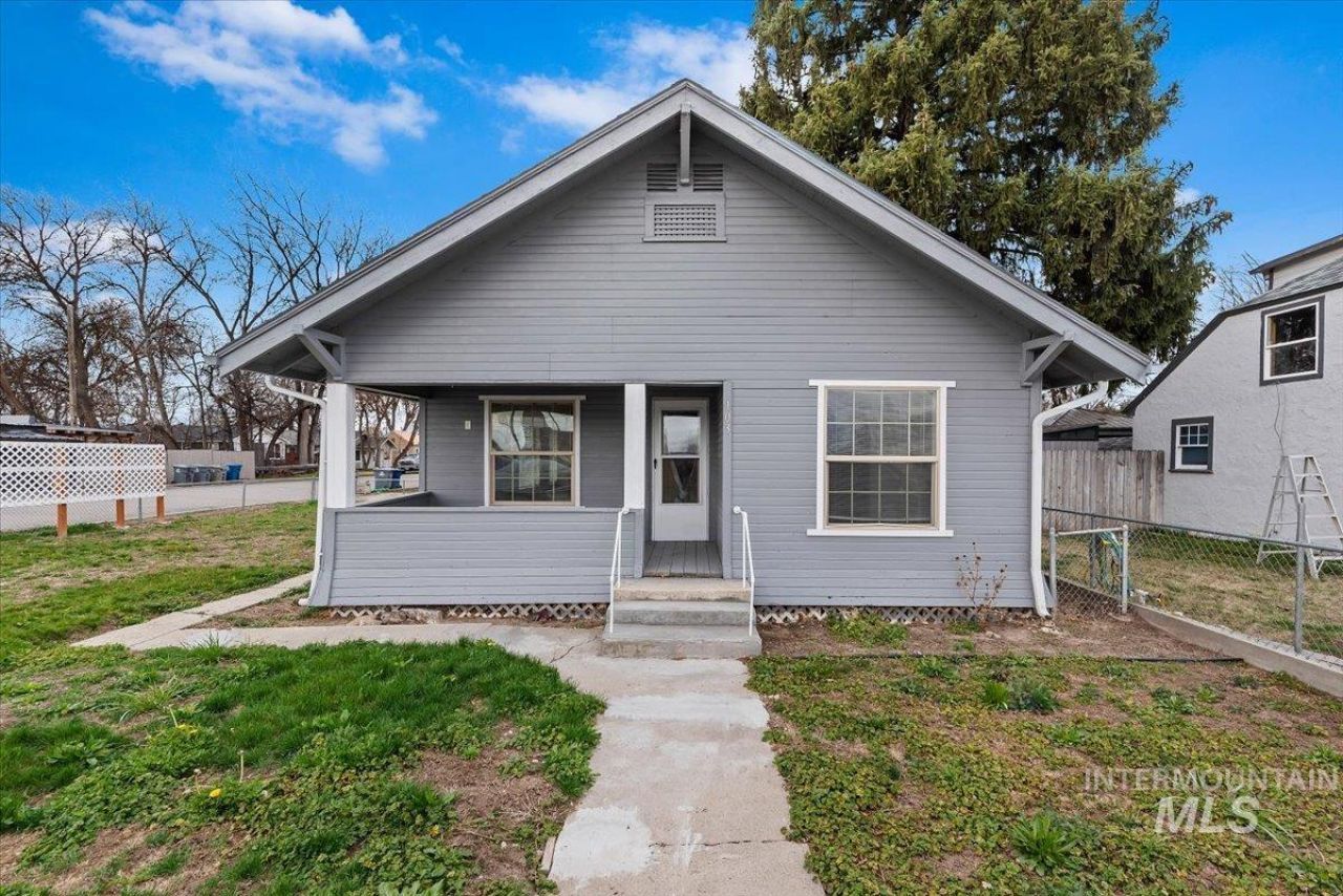 103 N Dewey Ave primary photo