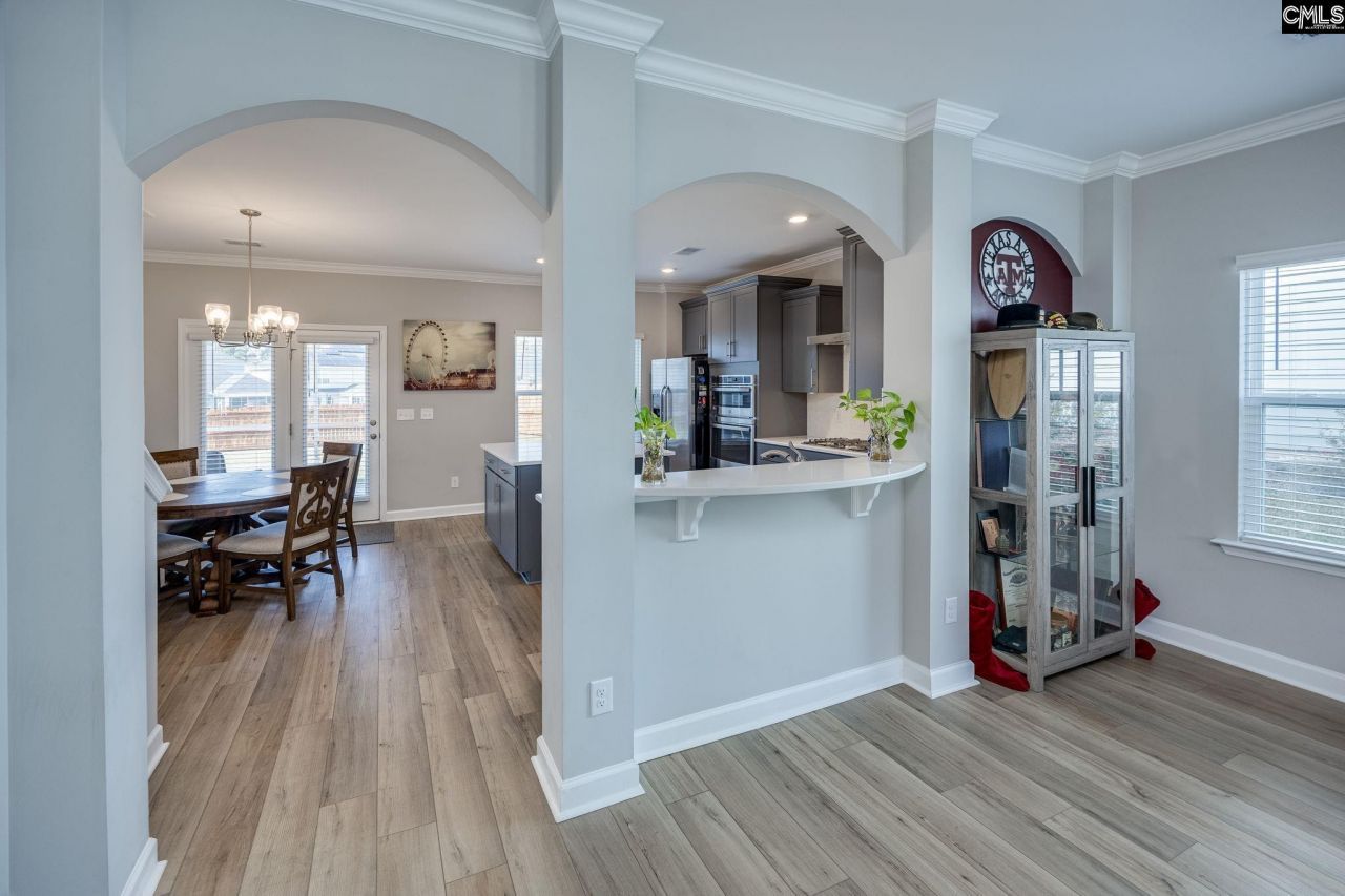 429 Harbour Pointe Drive  Photo 13