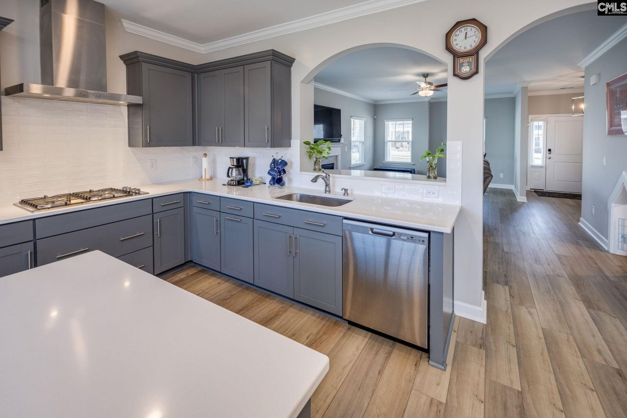 429 Harbour Pointe Drive  Photo 16