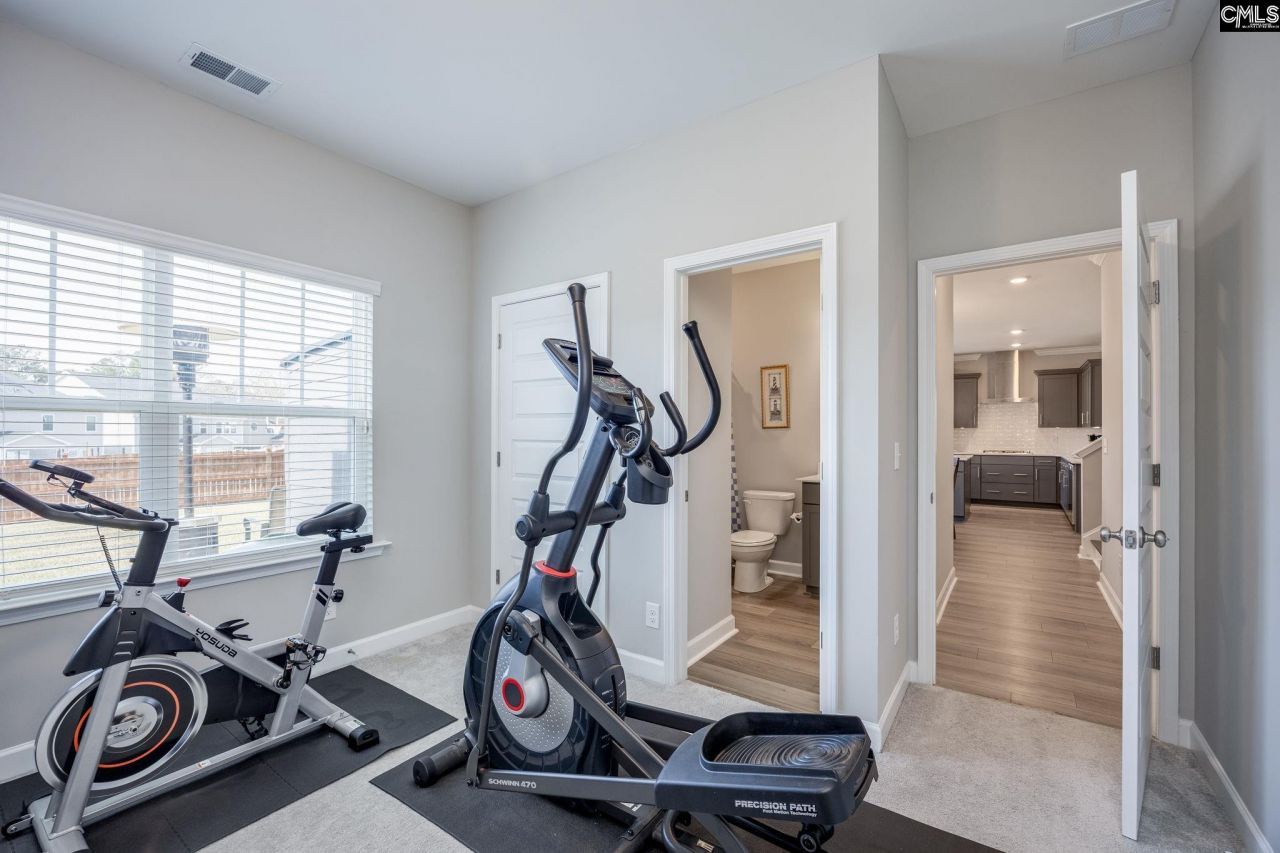 429 Harbour Pointe Drive  Photo 24