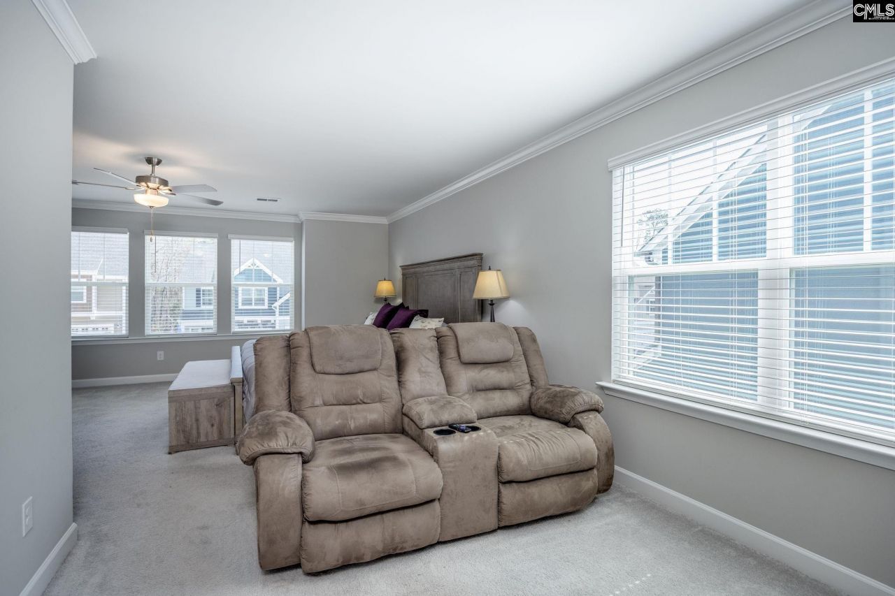 429 Harbour Pointe Drive  Photo 31