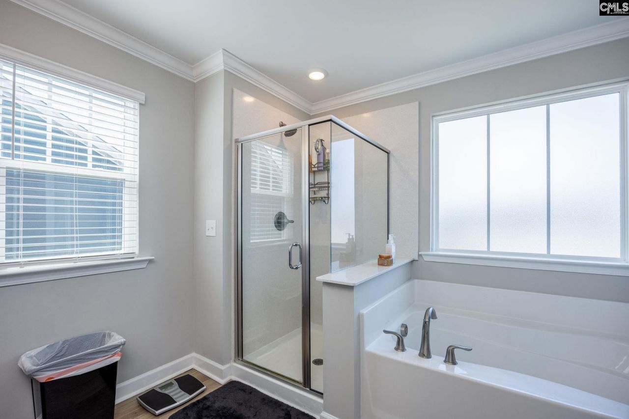 429 Harbour Pointe Drive  Photo 34