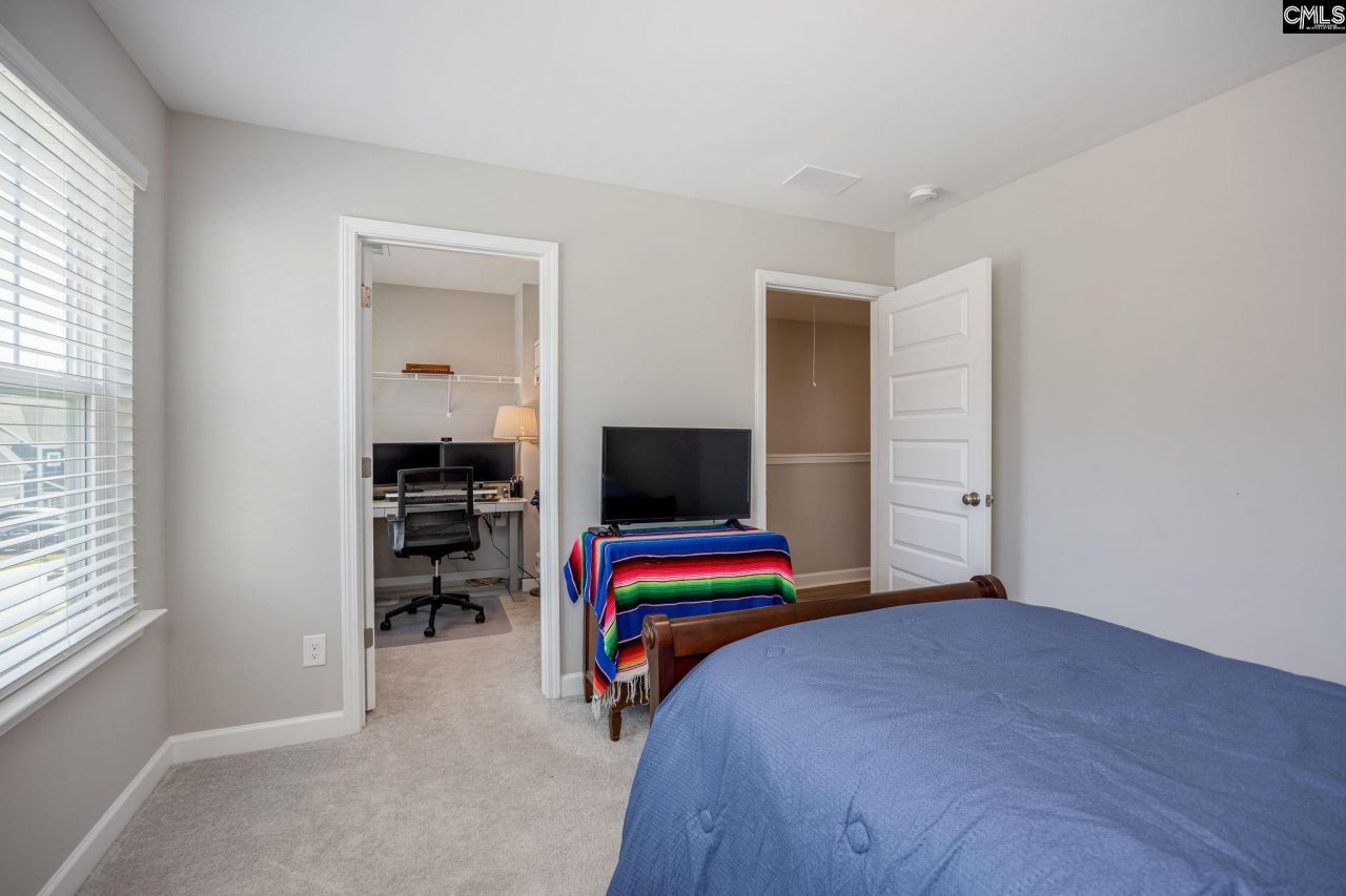 429 Harbour Pointe Drive  Photo 37