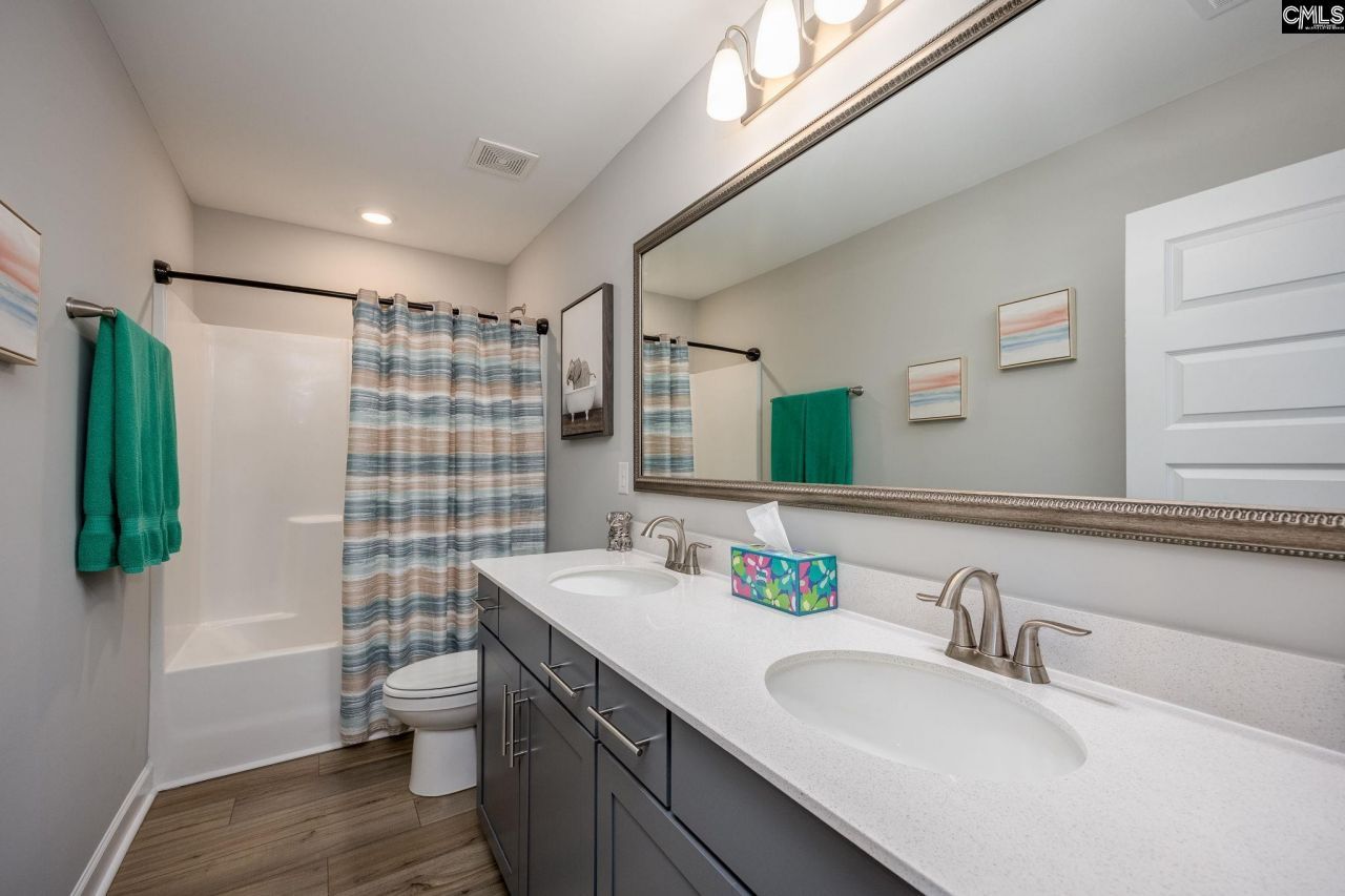 429 Harbour Pointe Drive  Photo 44