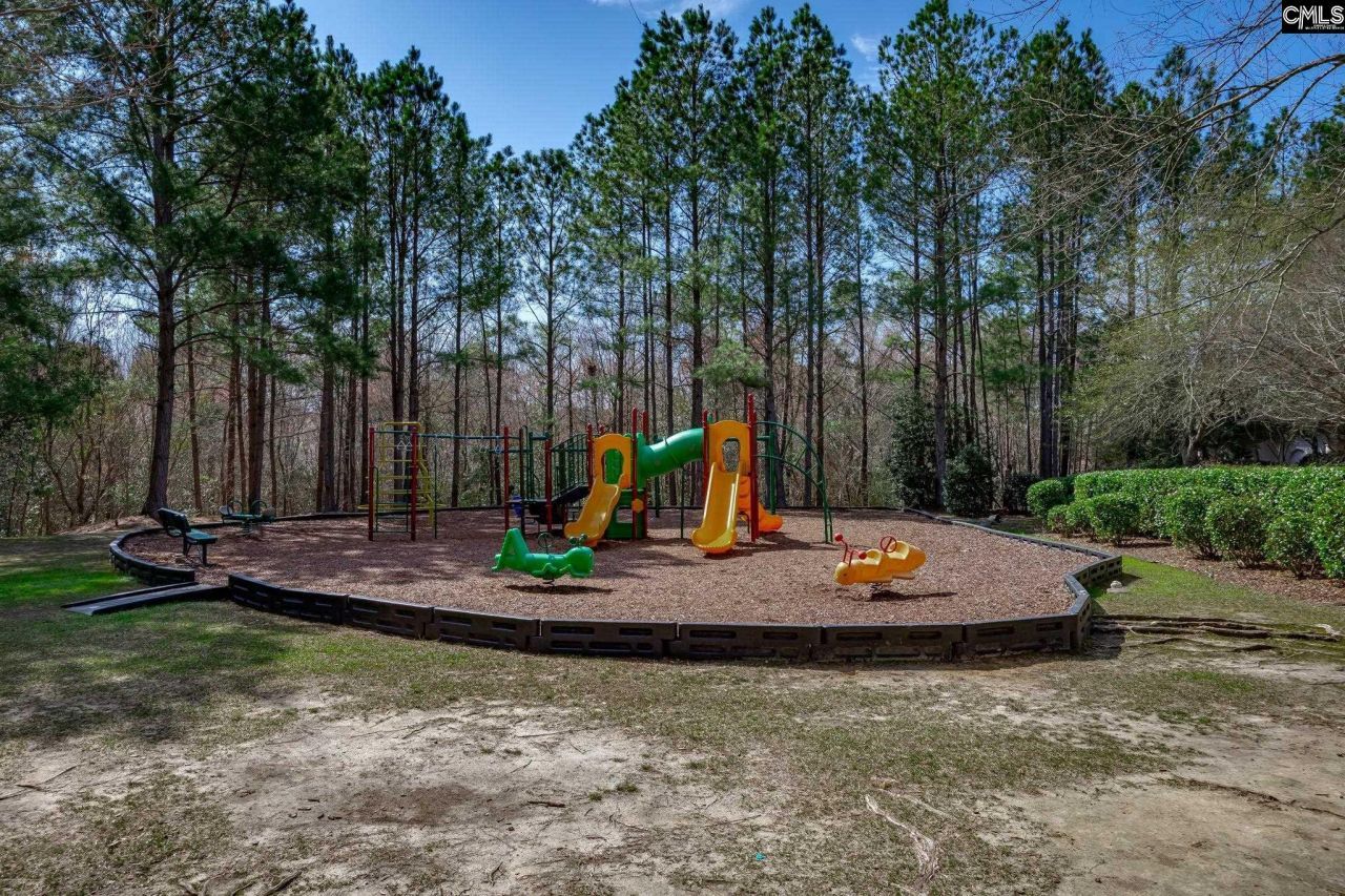 429 Harbour Pointe Drive  Photo 59