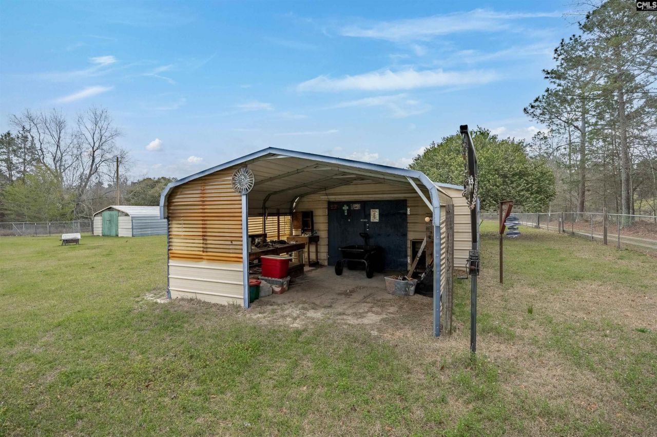 6979 Edmund Highway  Photo 8