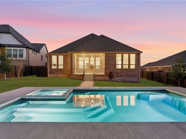 1323 Academy Oaks Drive , San Marcos, TX 78666