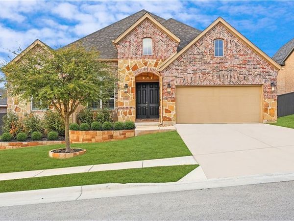 1323 Academy Oaks Drive, San Marcos, TX 78666