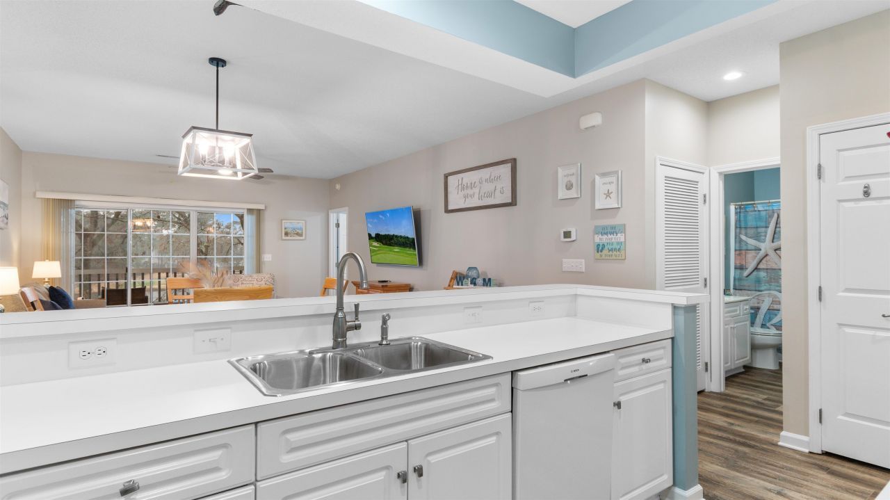 4449 Turtle Ln. Photo 4