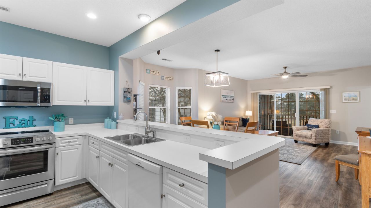 4449 Turtle Ln. Photo 5