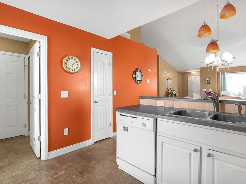 6733 Cherry Bend , Canal Winchester, OH 43110 Photo 11