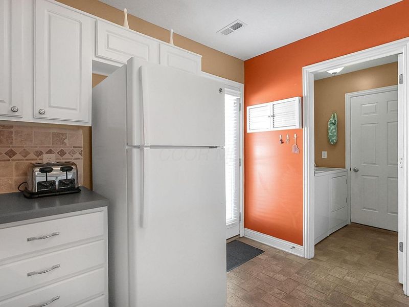 6733 Cherry Bend , Canal Winchester, OH 43110 Photo 12