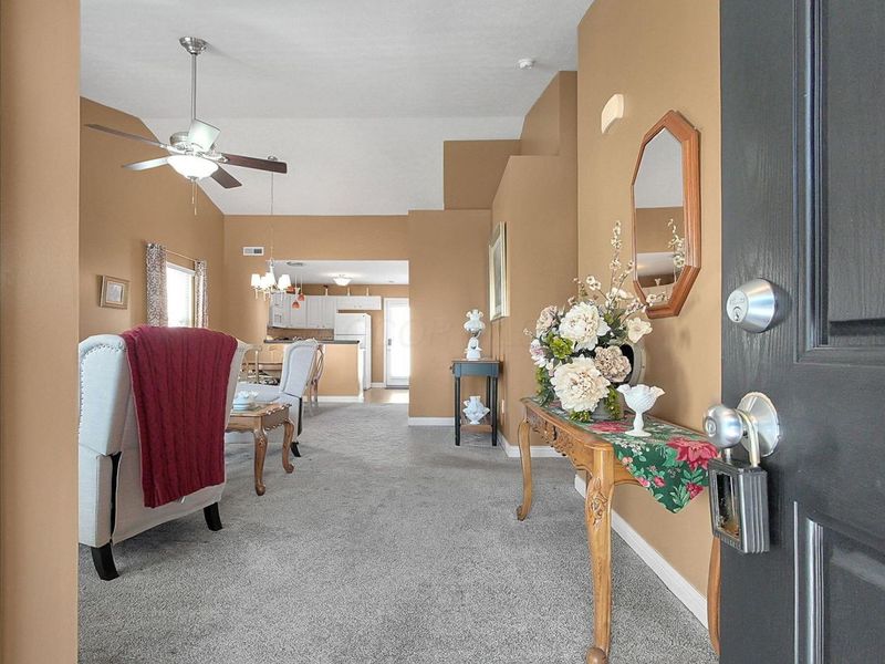 6733 Cherry Bend , Canal Winchester, OH 43110 Photo 2