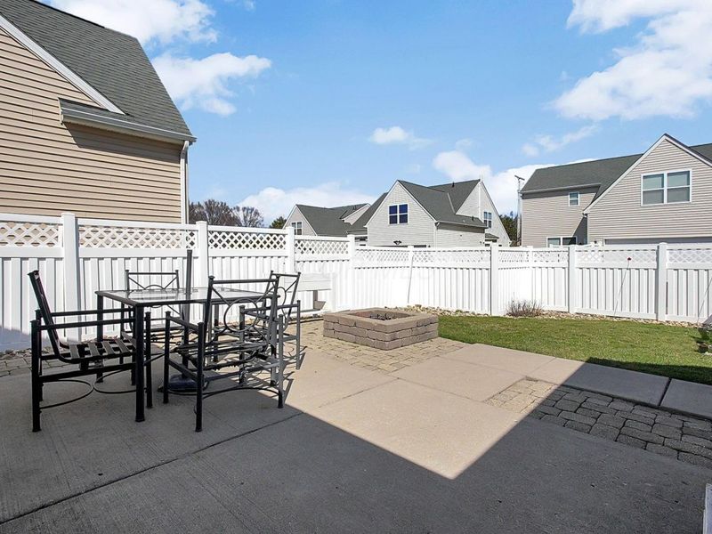 6733 Cherry Bend , Canal Winchester, OH 43110 Photo 20