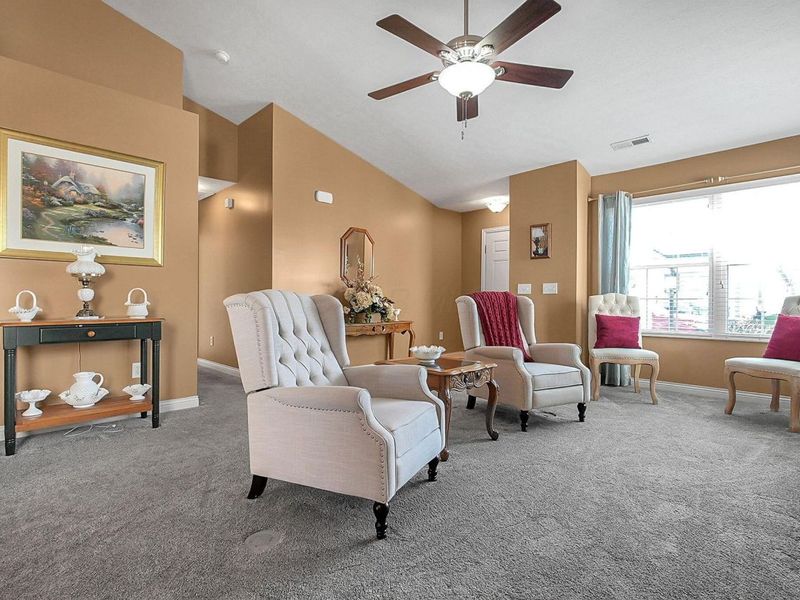 6733 Cherry Bend , Canal Winchester, OH 43110 Photo 4