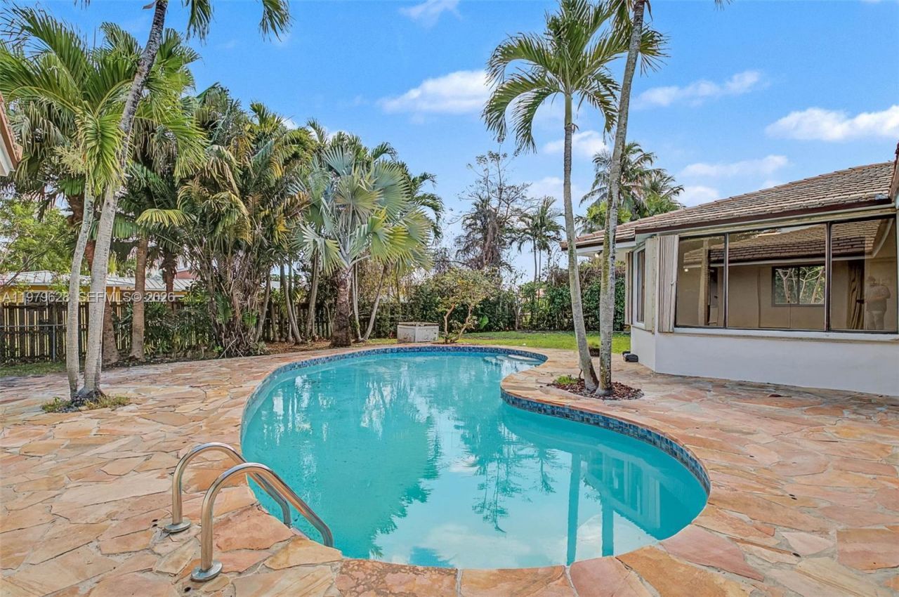 13621 SW 103rd Ave , Miami, FL 33176 Photo