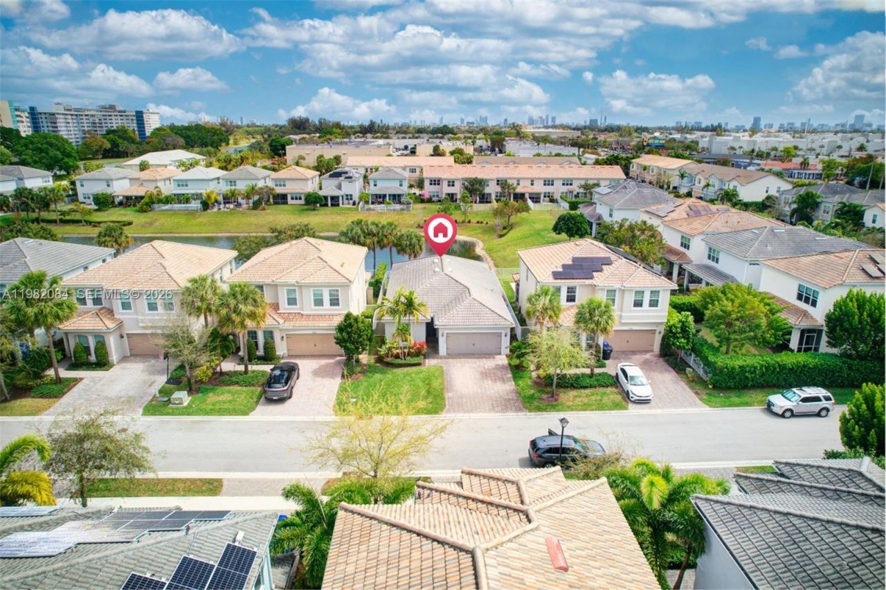 1575 Pongam Ter , Hollywood, FL 33021 Photo