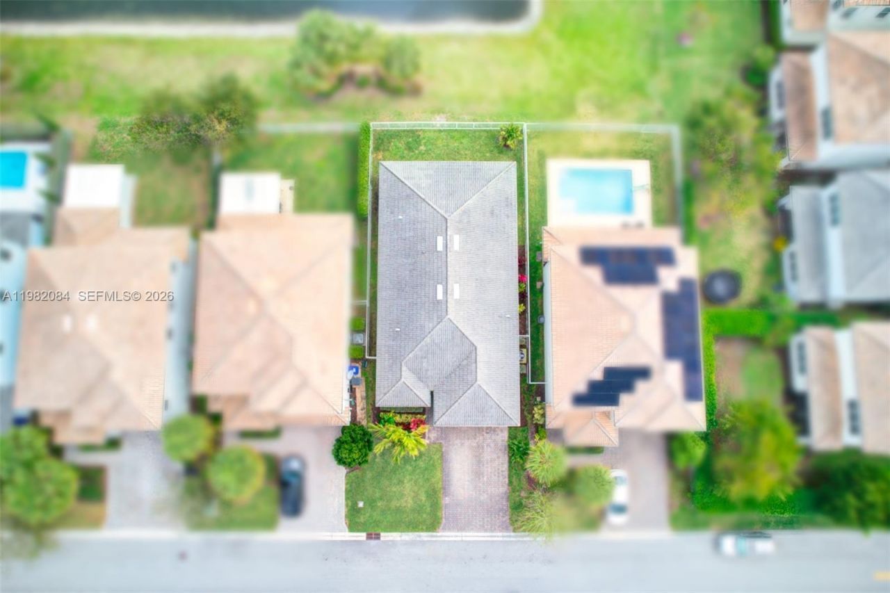 1575 Pongam Ter , Hollywood, FL 33021 Photo