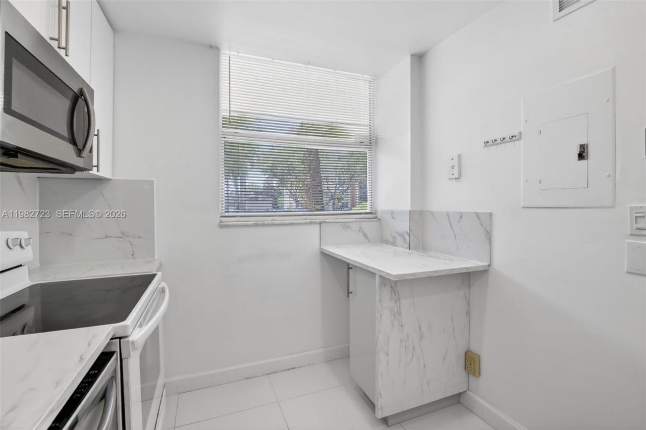 3751 Environ Blvd, Unit 141, Lauderhill, FL 33319 Photo