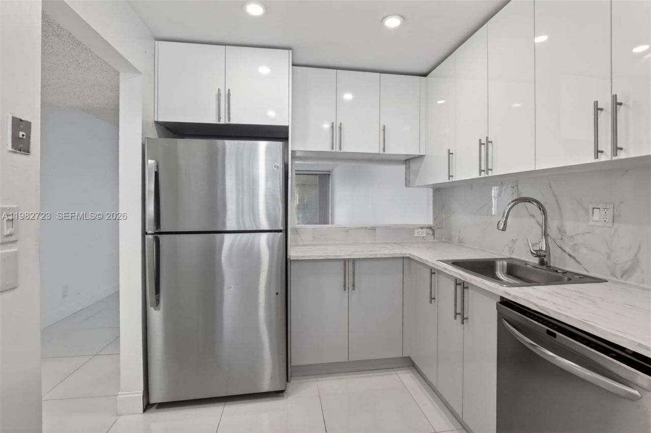 3751 Environ Blvd, Unit 141, Lauderhill, FL 33319 Photo