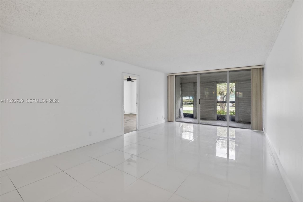 3751 Environ Blvd, Unit 141, Lauderhill, FL 33319 Photo