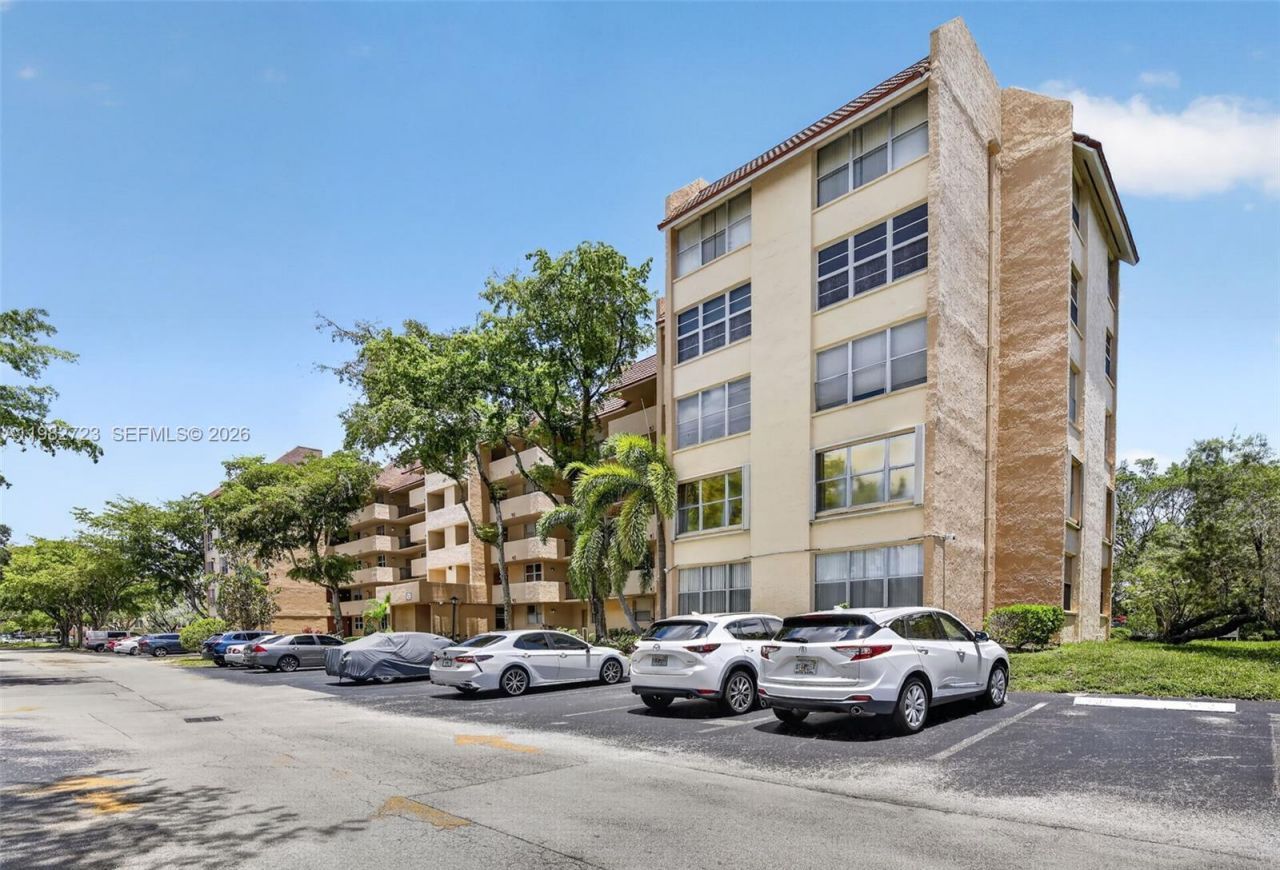 3751 Environ Blvd, Unit 141, Lauderhill, FL 33319 Photo