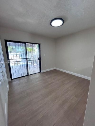 1072 W 79th St, Unit 32, Hialeah, FL 33014 Photo