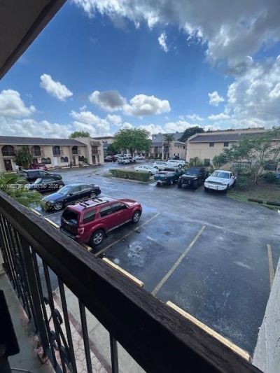 1072 W 79th St, Unit 32, Hialeah, FL 33014 Photo