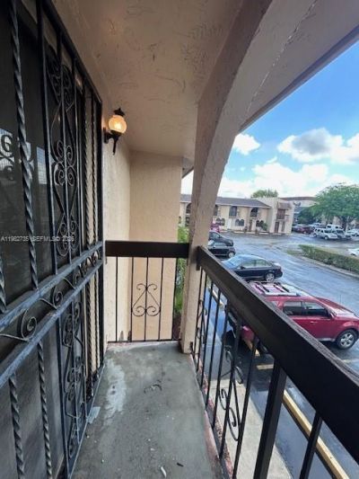 1072 W 79th St, Unit 32, Hialeah, FL 33014 Photo