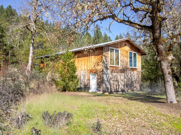 252 Warren Road, Selma, OR 97538