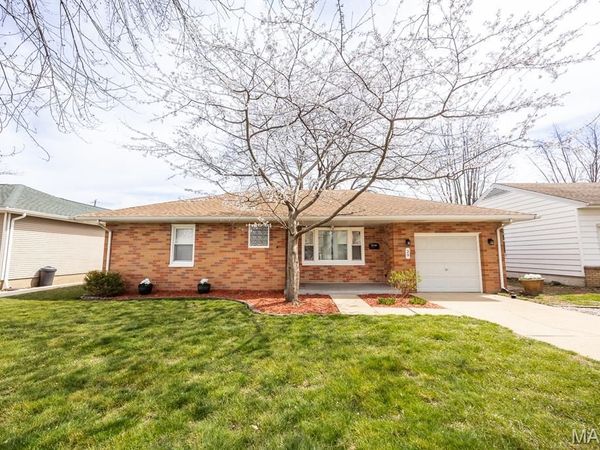 29 Lee Street, Bethalto, IL 62010