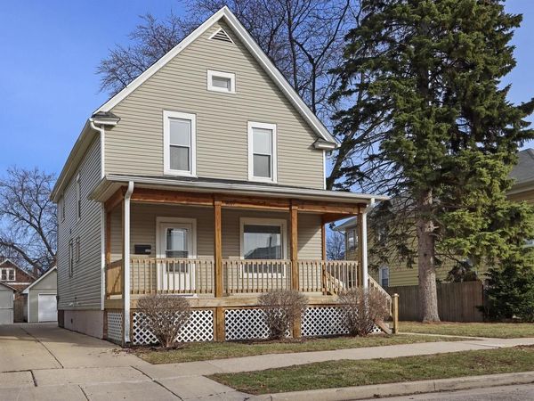 6609 24th AVENUE, Kenosha, WI 53143