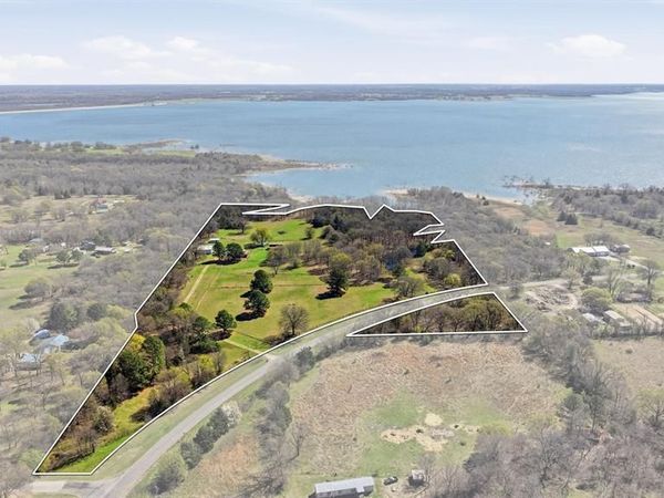 1175 Old 1396 N, Telephone, TX 75488