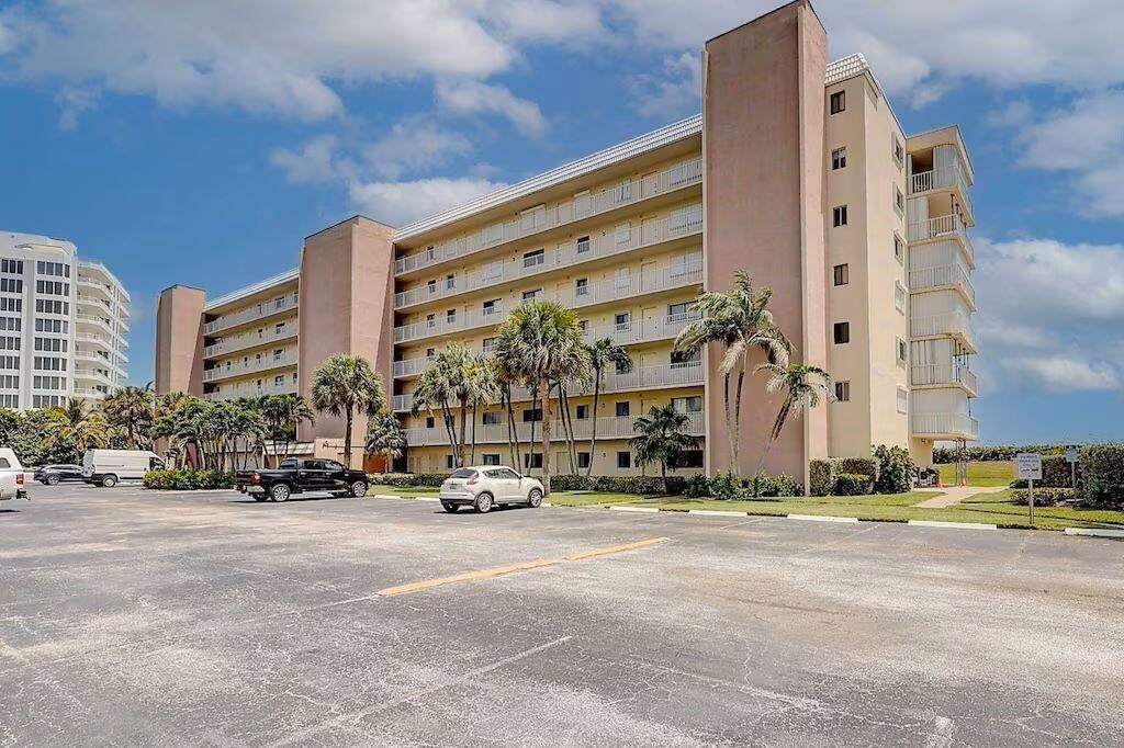 10102 S Ocean Drive, Unit 107, Jensen Beach, FL 34957 Photo