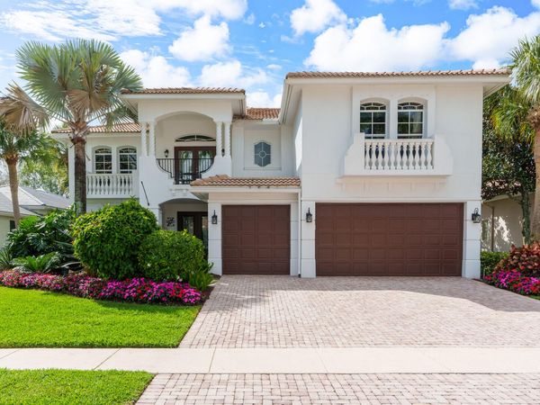 8850 Valhalla Drive, Delray Beach, FL 33446