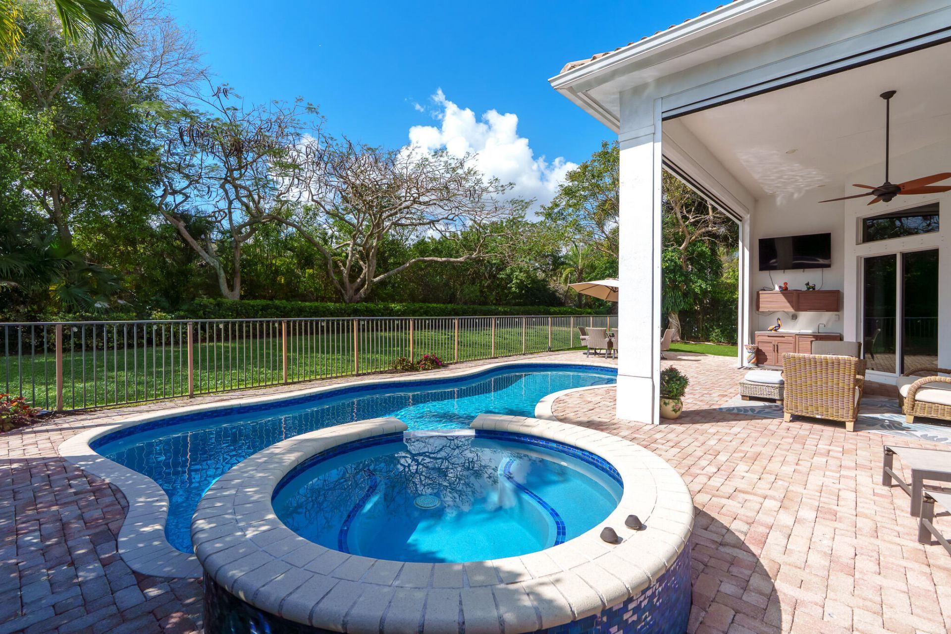 8850 Valhalla Drive, Delray Beach, FL 33446 Photo