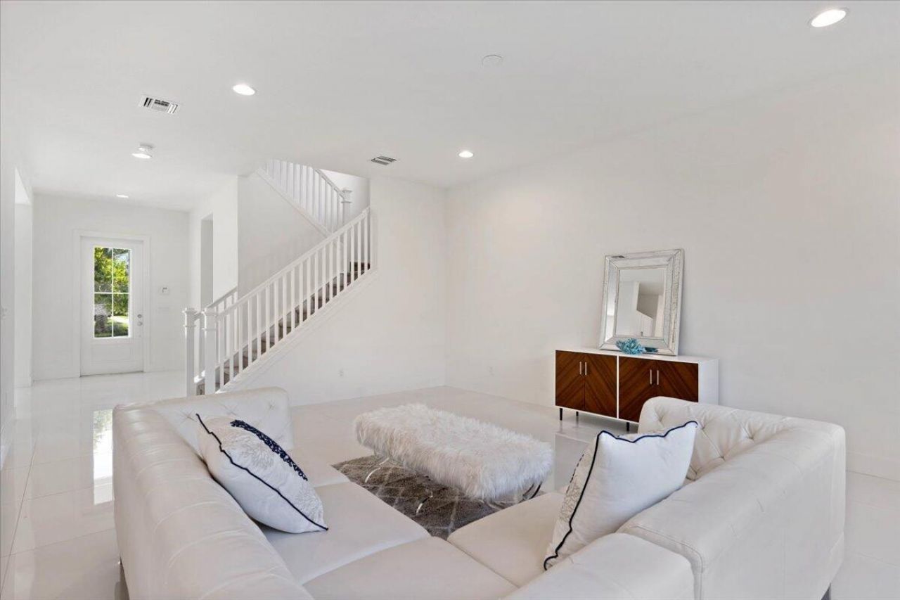 8059 Hobbes Way, Palm Beach Gardens, FL 33418 Photo