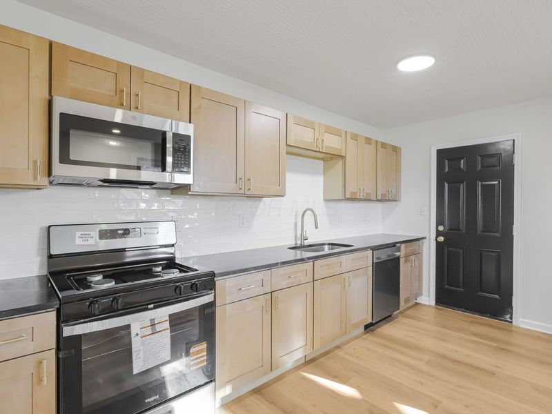 3032 Baker Hill Road, Columbus, OH 43207 Photo 12