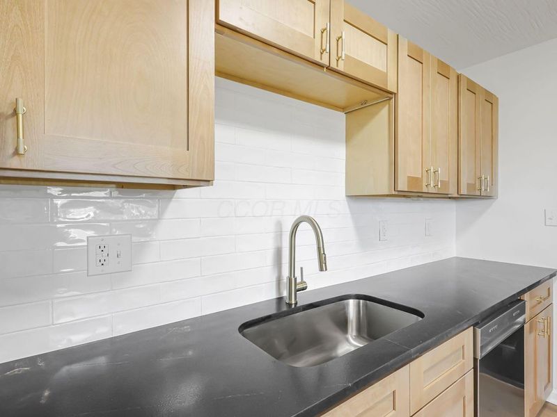 3032 Baker Hill Road, Columbus, OH 43207 Photo 17